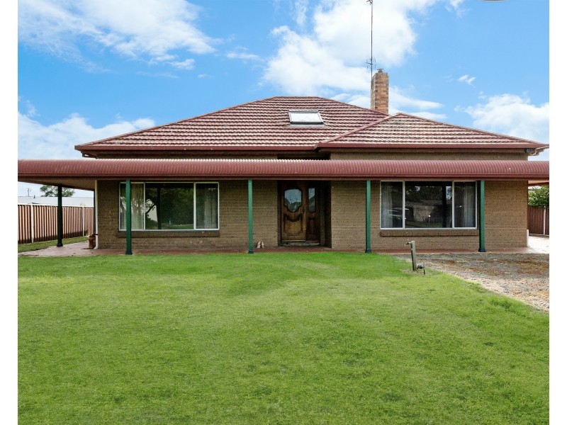 1 Blake Street, Heywood VIC 3304