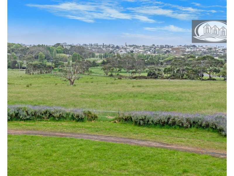 10 Madeira Packet Road, Portland VIC 3305