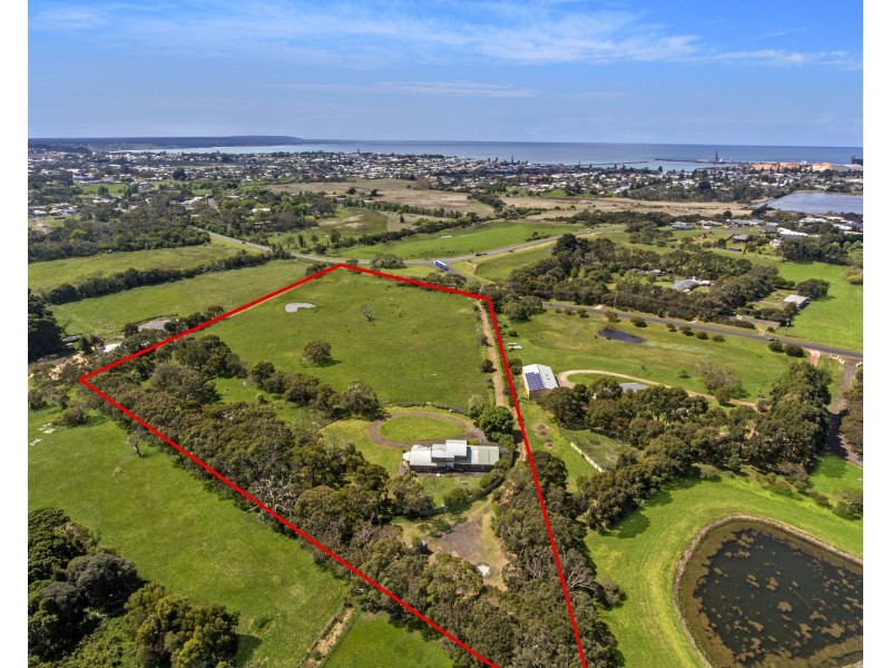 10 Madeira Packet Road, Portland VIC 3305