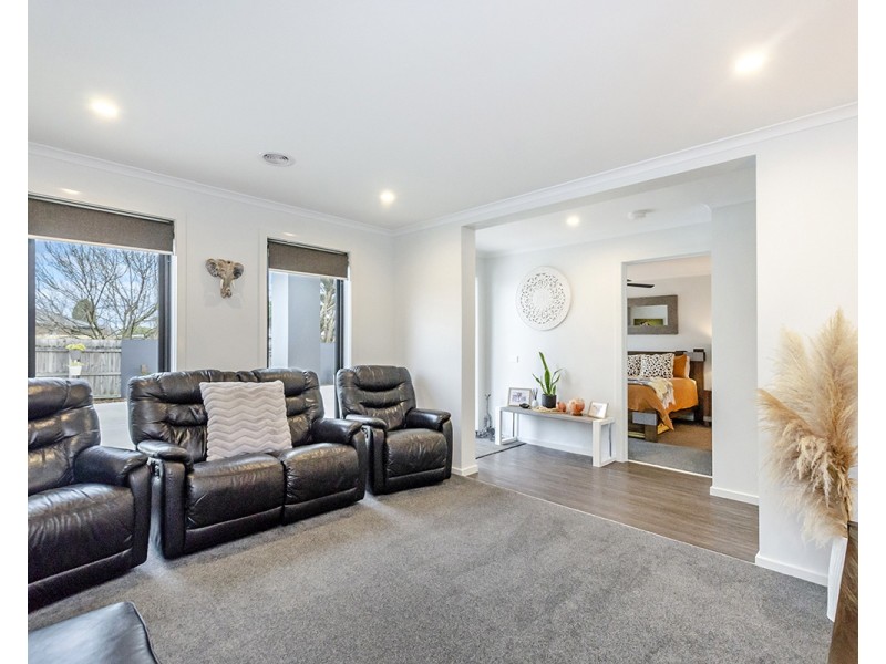 4 Barrett Court, Portland VIC 3305