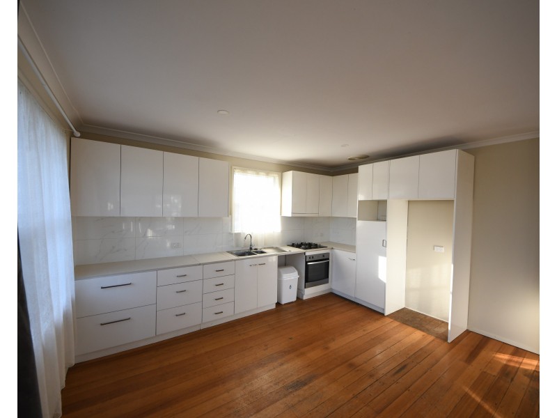 36 Oswald Street, Portland VIC 3305