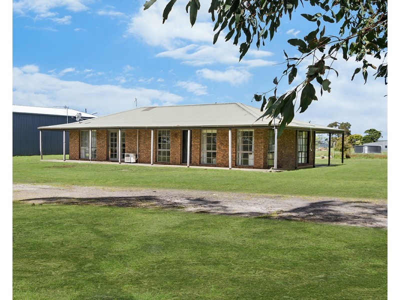 158 Oakleys Road, Portland West VIC 3305