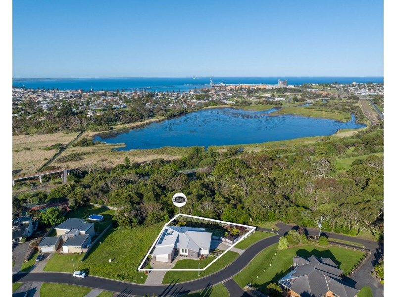 2 Laguna Court, Portland VIC 3305