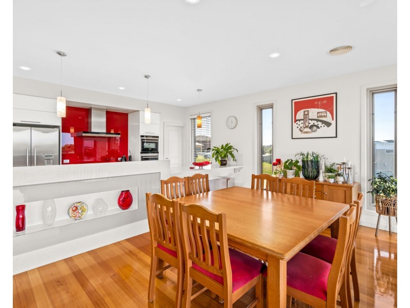 2 Laguna Court, Portland VIC 3305