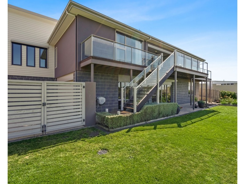 2 Laguna Court, Portland VIC 3305