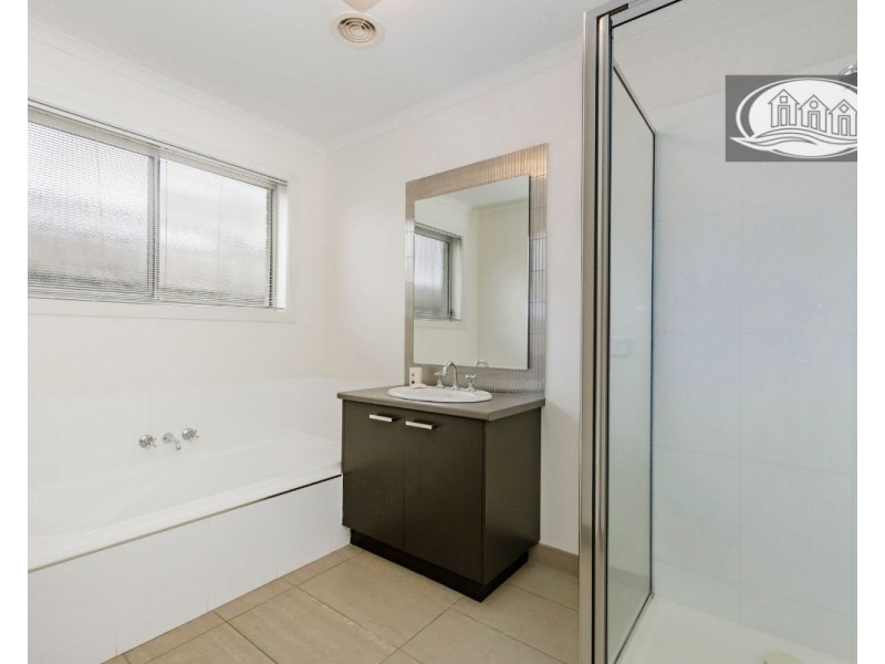 2 Madeira Close, Portland VIC 3305