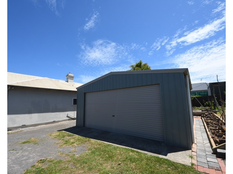 102 Hurd Street, Portland VIC 3305