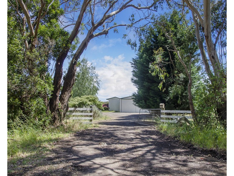 134 Crowes Road, Bolwarra VIC 3305