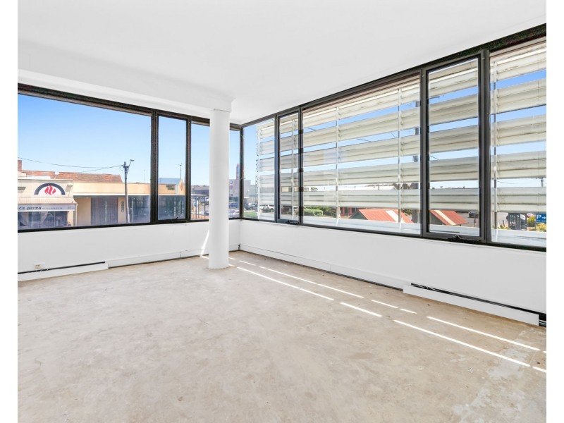 24 Henty Street, Portland VIC 3305