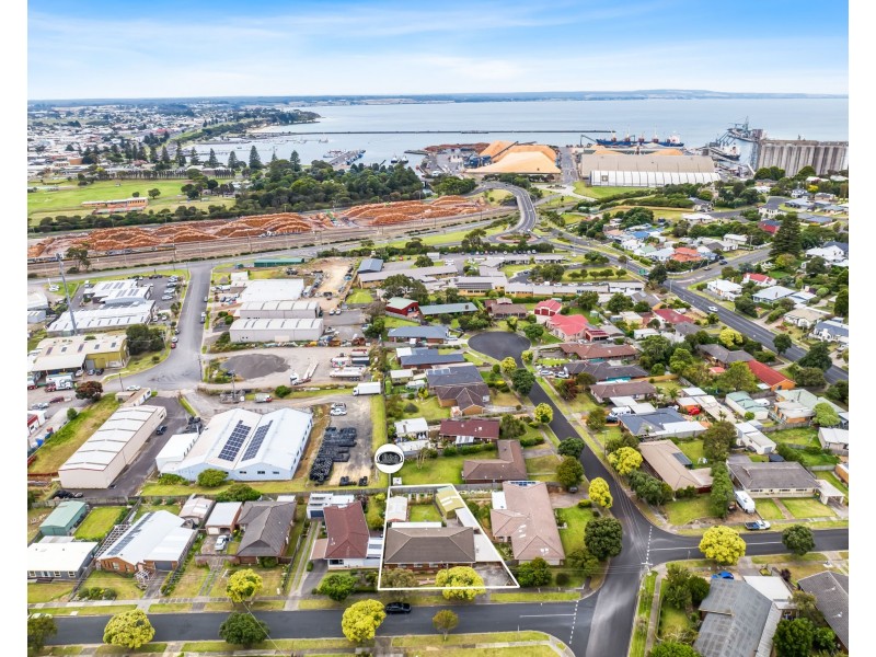 12 Camira Street, Portland VIC 3305