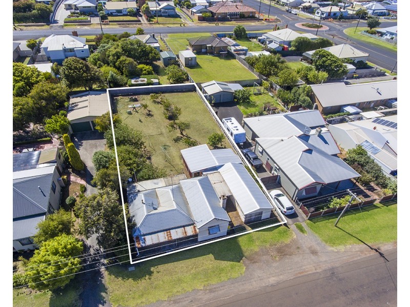 102 Palmer Street, Portland VIC 3305