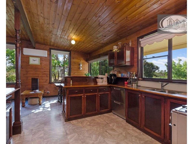 145 Bridgewater Road, Portland VIC 3305