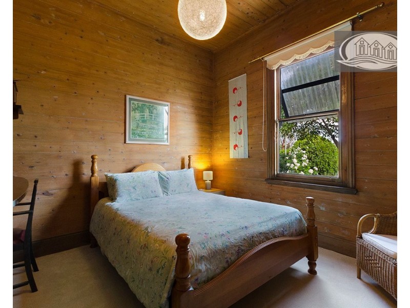 145 Bridgewater Road, Portland VIC 3305