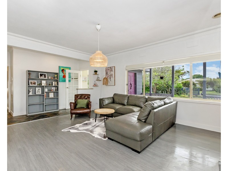 35 Waterford Avenue, Portland VIC 3305