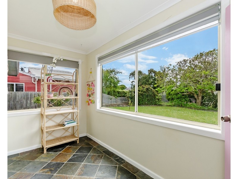 35 Waterford Avenue, Portland VIC 3305