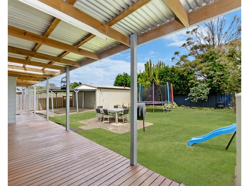 35 Waterford Avenue, Portland VIC 3305