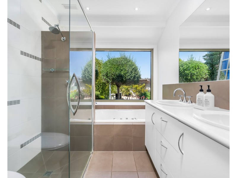 9 Pitts Road, Portland VIC 3305