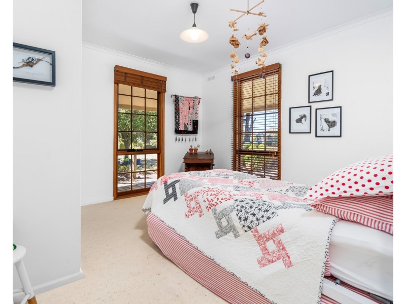 9 Pitts Road, Portland VIC 3305