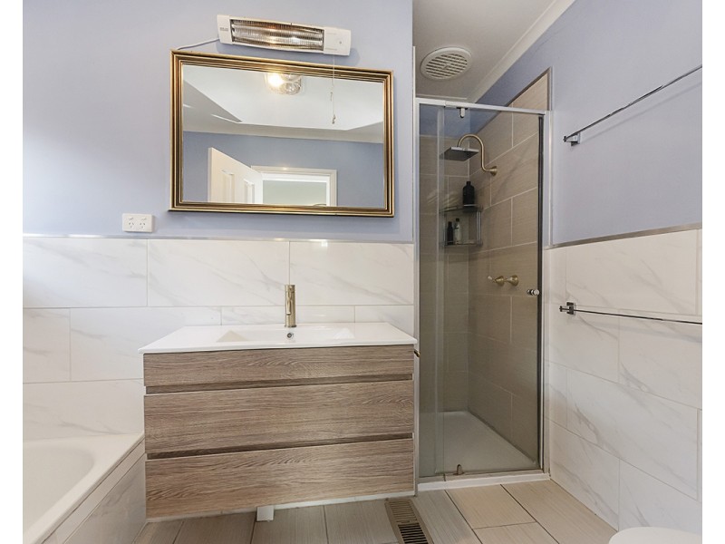 1 Frost Court, Portland VIC 3305