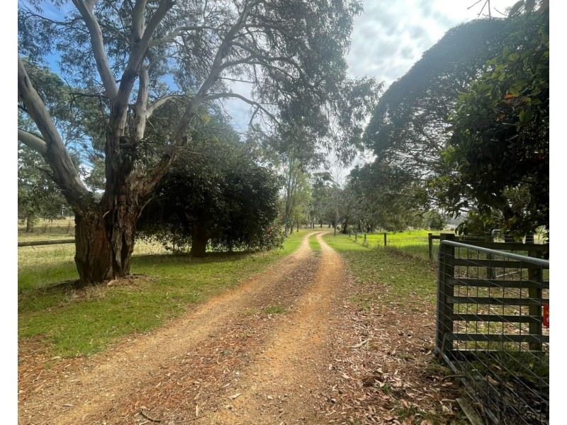 8729 Princes Highway, Portland VIC 3305