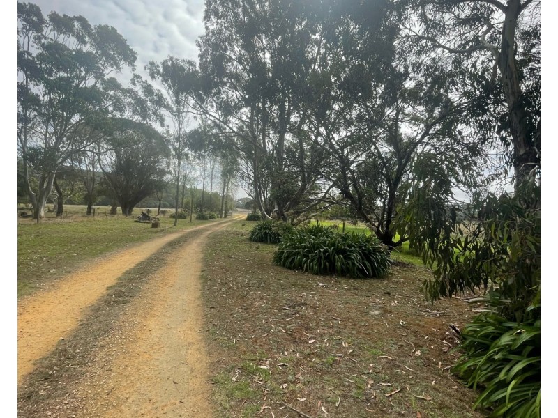 8729 Princes Highway, Portland VIC 3305