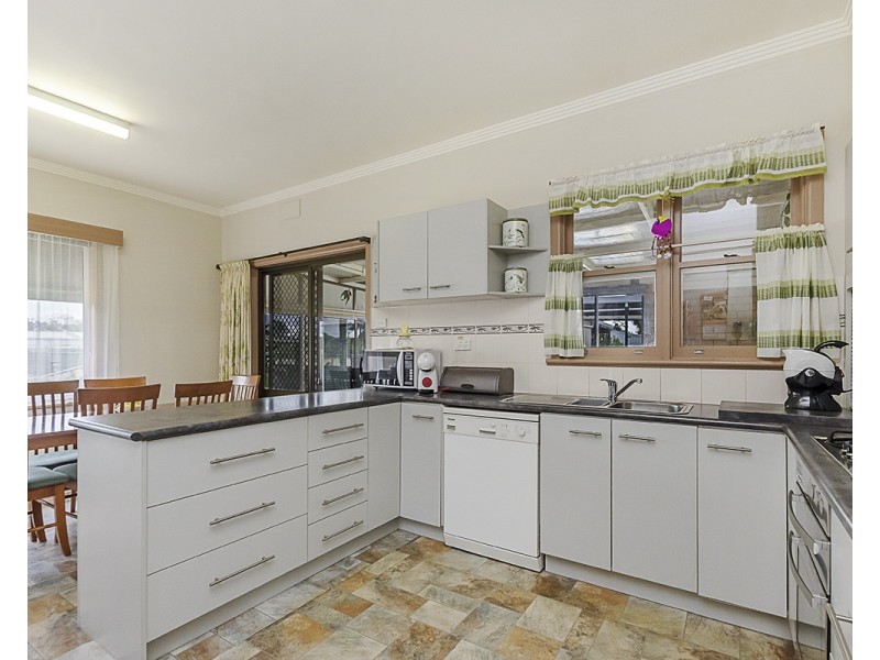 62 Hunter Street, Heywood VIC 3304