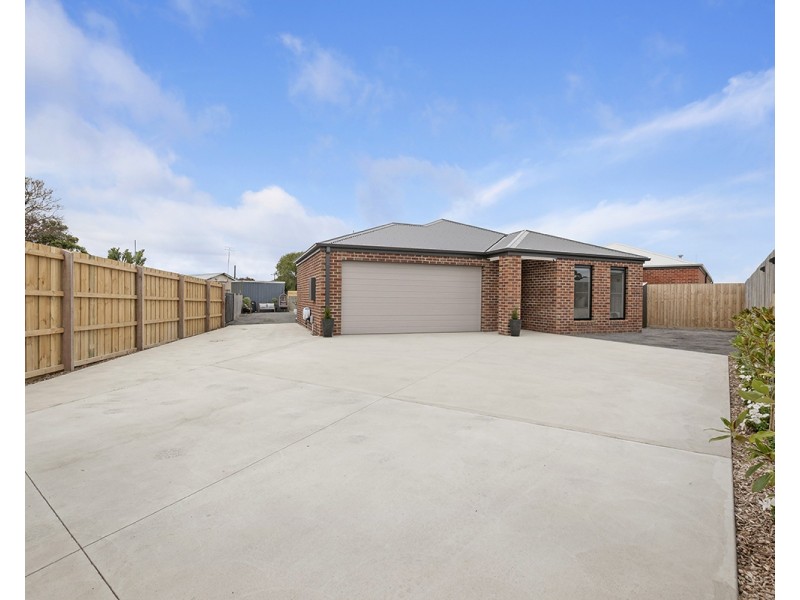 4 Maxwell Court, Portland VIC 3305