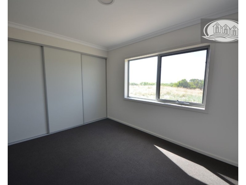 24 Ocean View Drive East, Narrawong VIC 3285