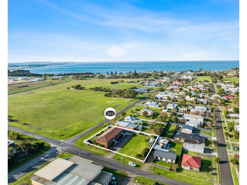 87 Learmonth Street, Portland VIC 3305