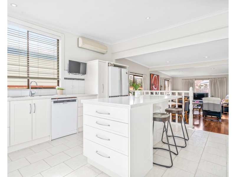 11 Grant Street, Portland VIC 3305