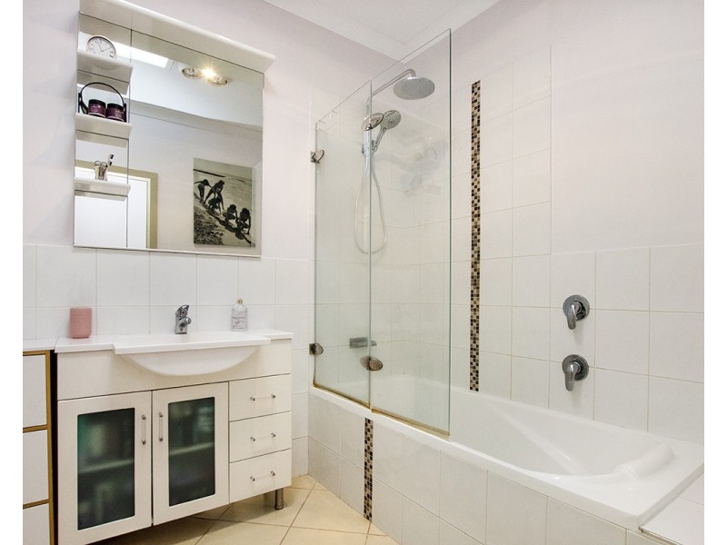 13 Lancaster Close, Portland VIC 3305