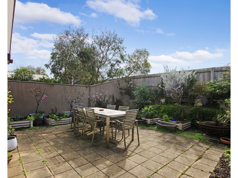 13 Lancaster Close, Portland VIC 3305