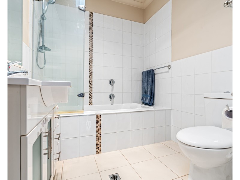 9 Lancaster Close, Portland VIC 3305