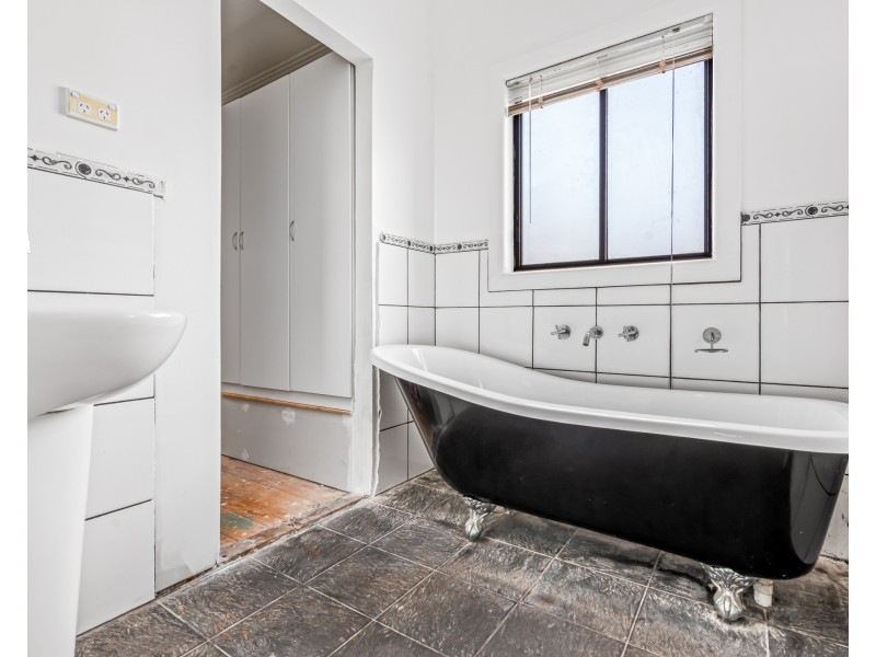 31 Bade Avenue, Portland VIC 3305