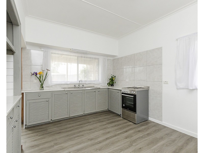 30 Darling Street, Heywood VIC 3304