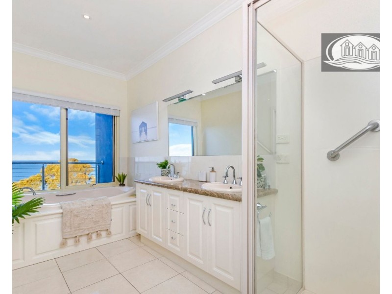9 Seaview Terrace, Portland North VIC 3305