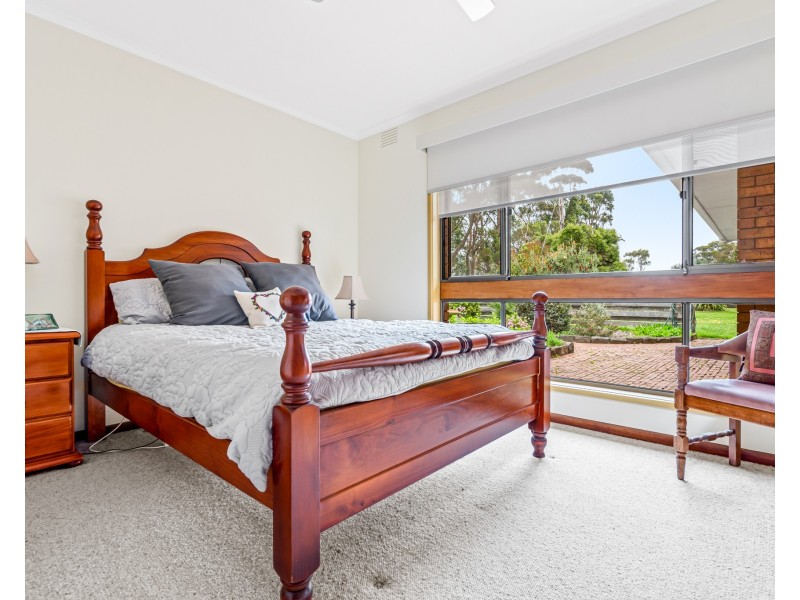 42 The Broadway, Portland VIC 3305