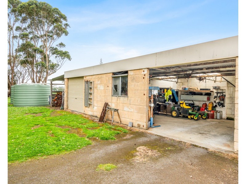 42 The Broadway, Portland VIC 3305