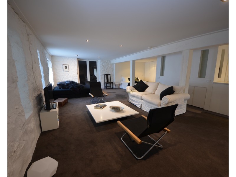 3R Julia Street, Portland VIC 3305