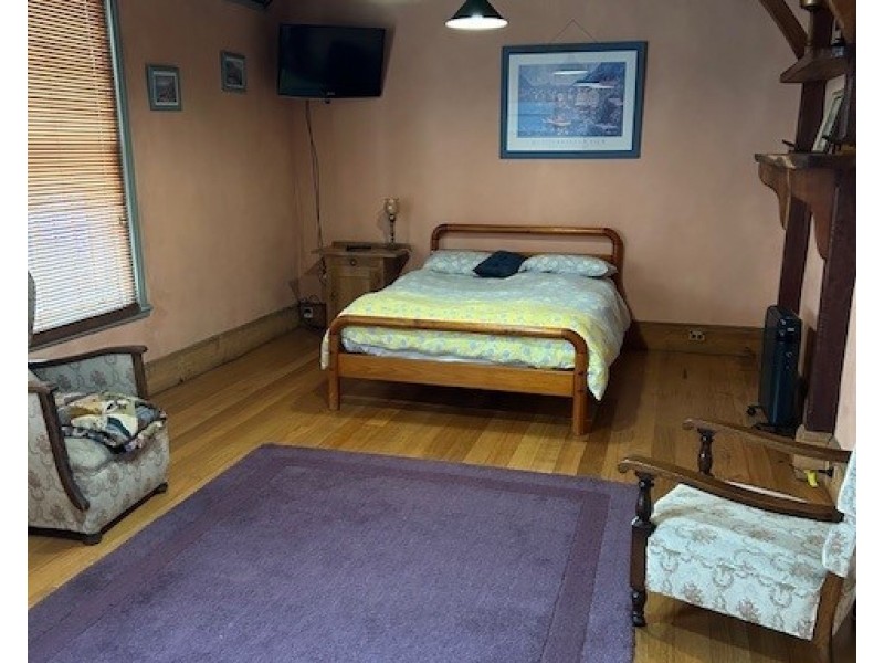 14 Henty Street, Portland VIC 3305