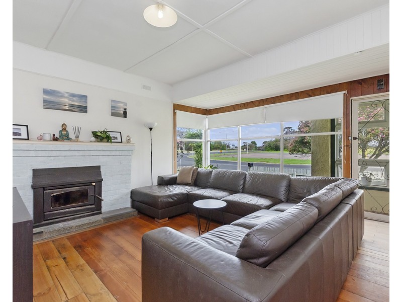 24 Learmonth Street, Portland VIC 3305