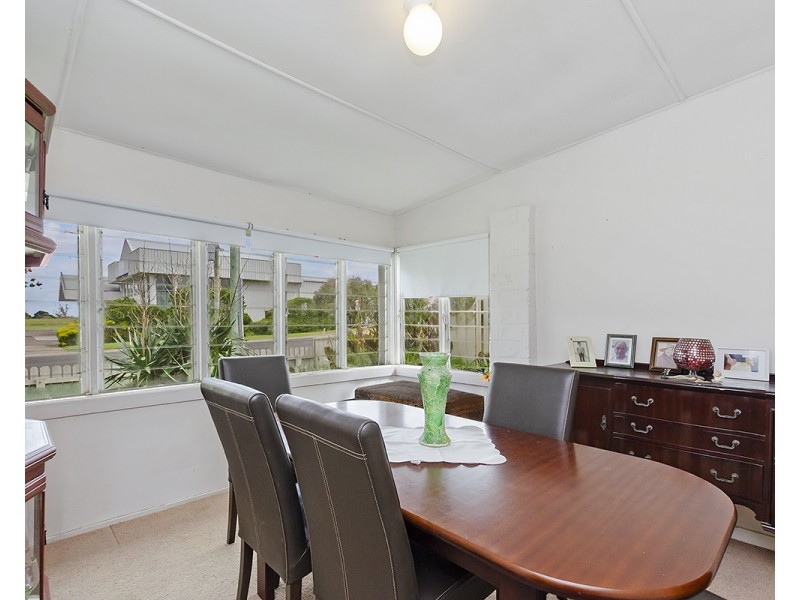 24 Learmonth Street, Portland VIC 3305