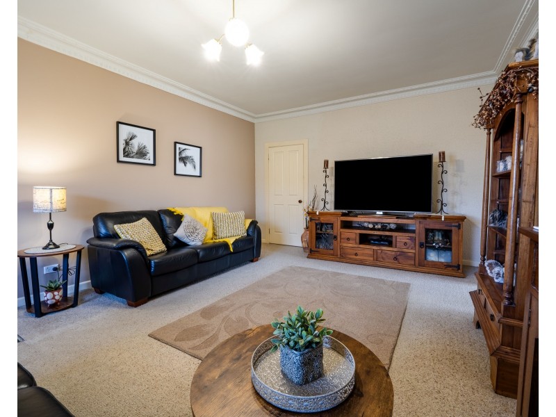 41 Learmonth Street, Portland VIC 3305