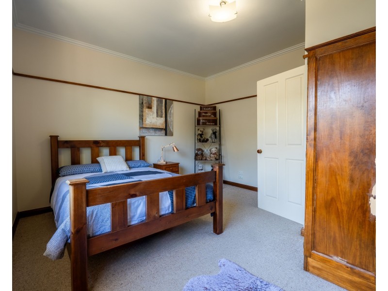 41 Learmonth Street, Portland VIC 3305