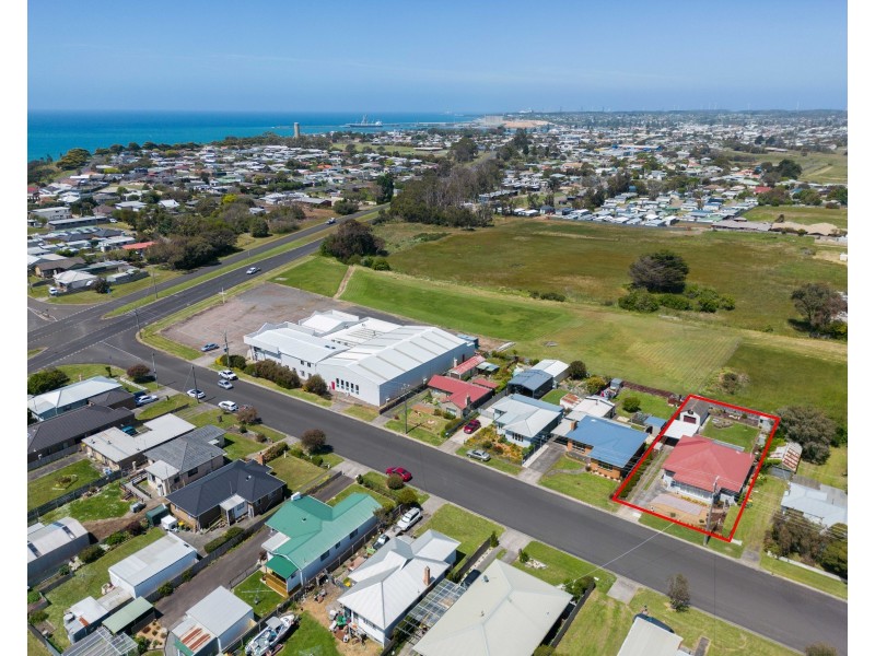 41 Learmonth Street, Portland VIC 3305