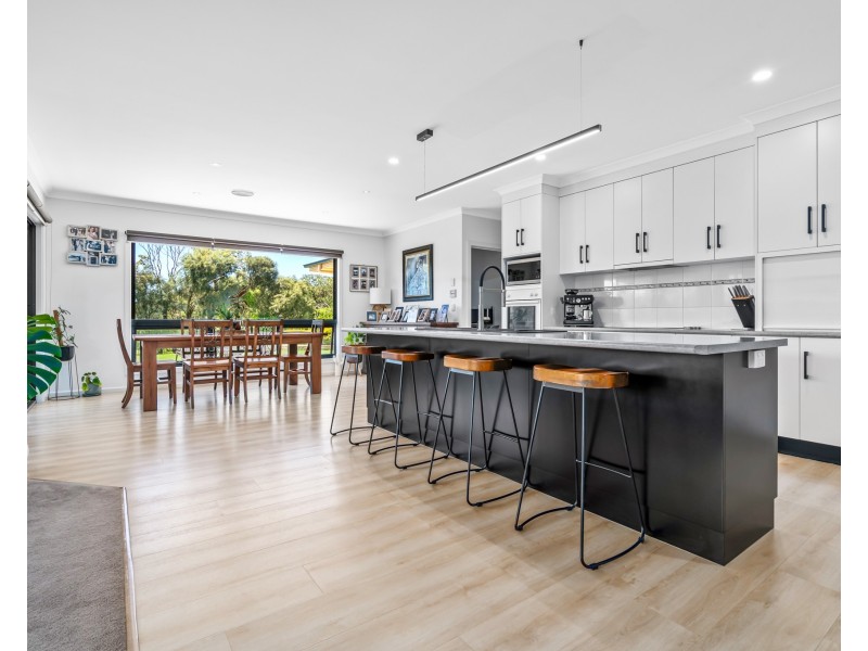 13 Nepean Road, Portland VIC 3305
