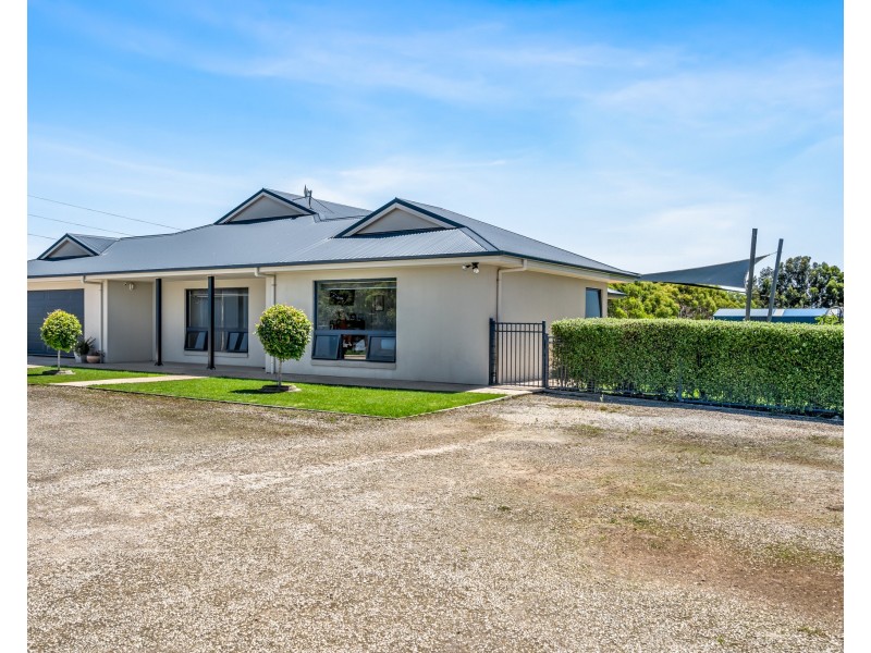 13 Nepean Road, Portland VIC 3305