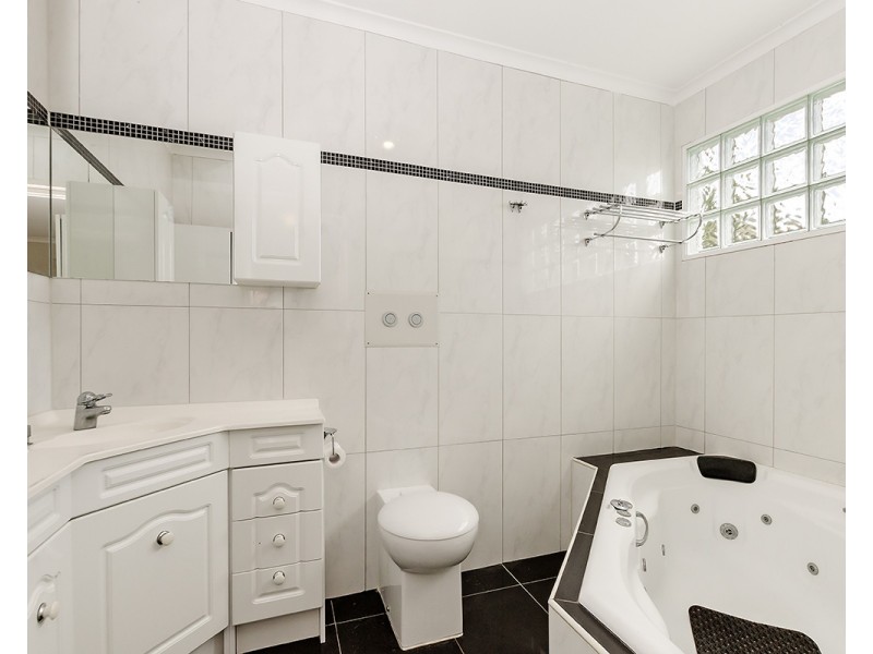 305 Henty Highway, Portland VIC 3305