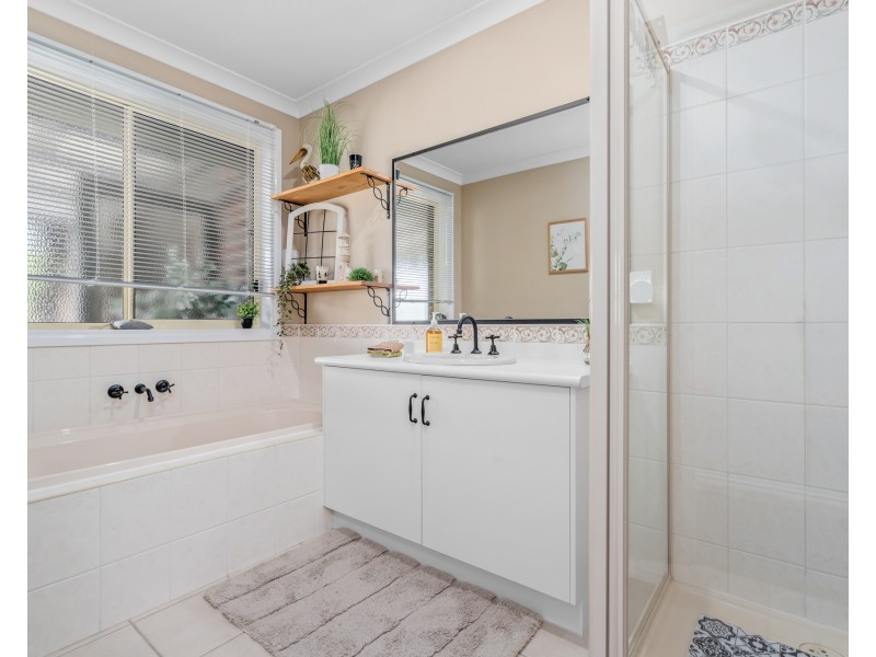 29 Oakpark Road, Portland VIC 3305