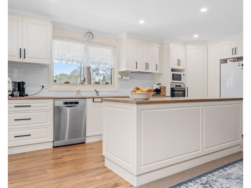 29 Oakpark Road, Portland VIC 3305